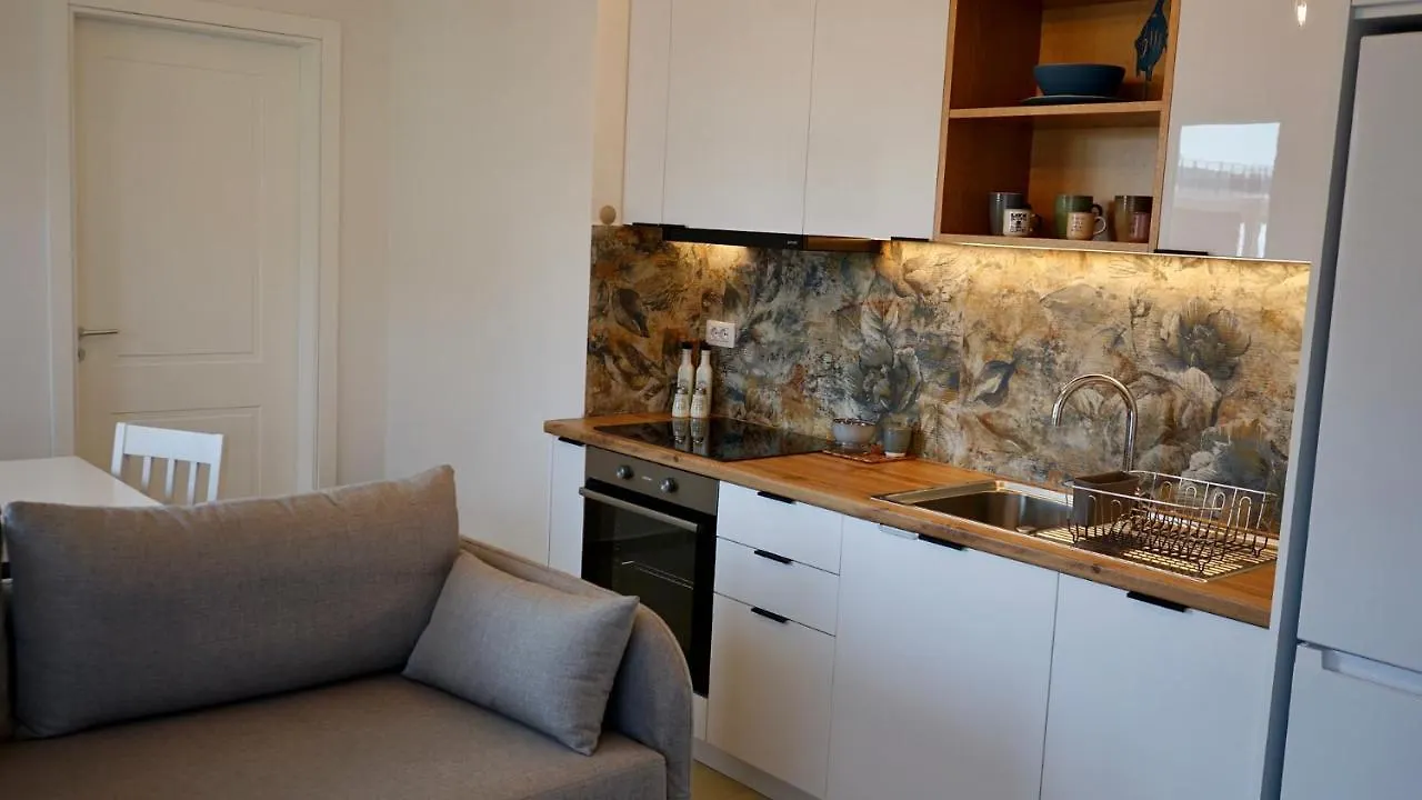 Apartamenti 41 Apartment Velipoje