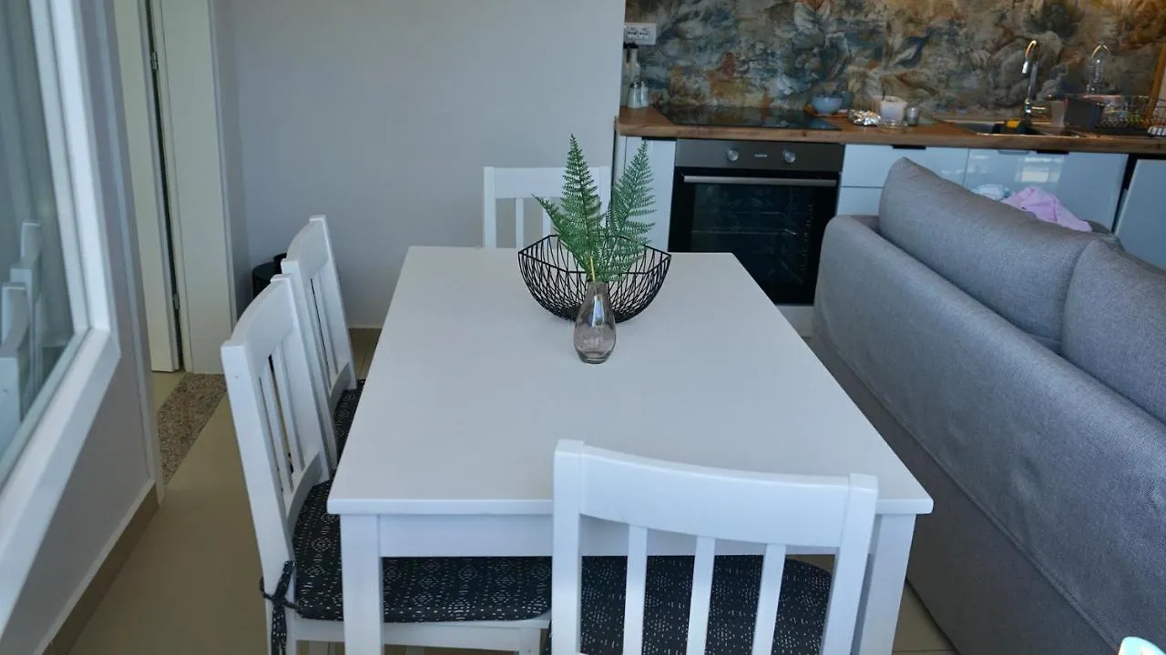 Apartamenti 41 Apartment Velipoje