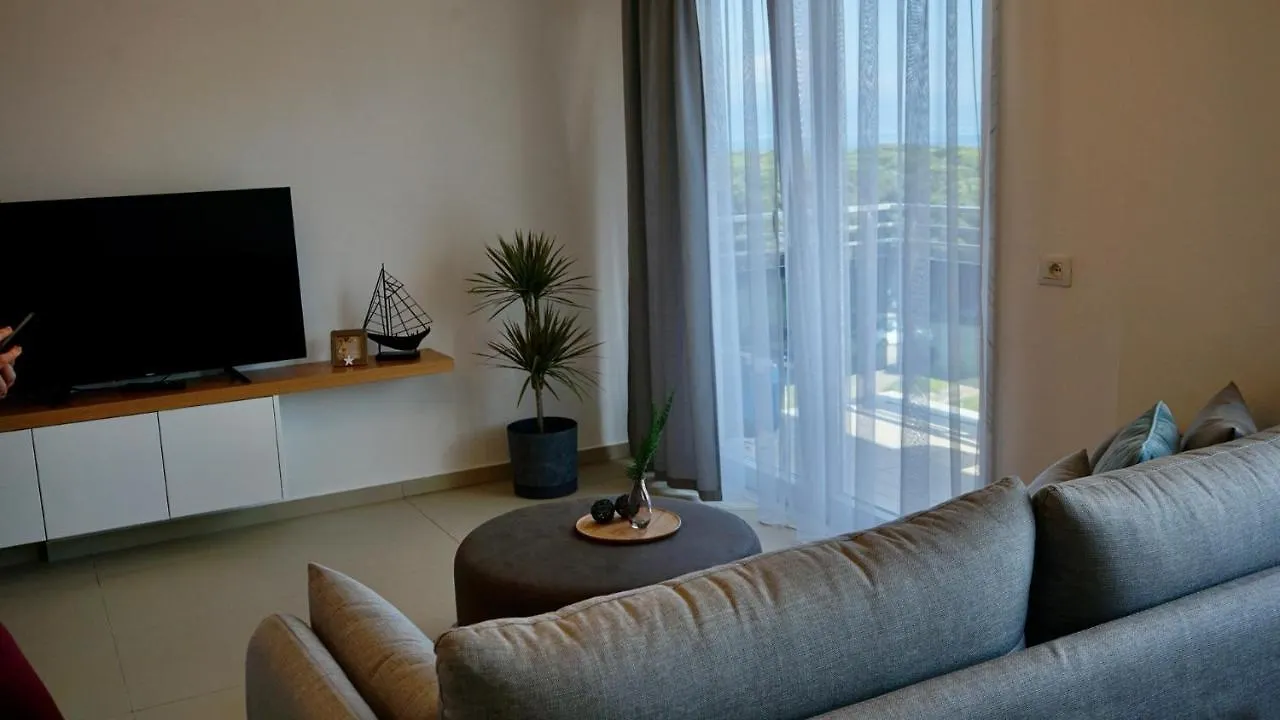 Apartamenti 41 Apartment Velipoje